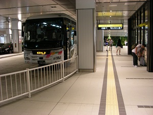 薪ストーブ屋 IN バスタ新宿