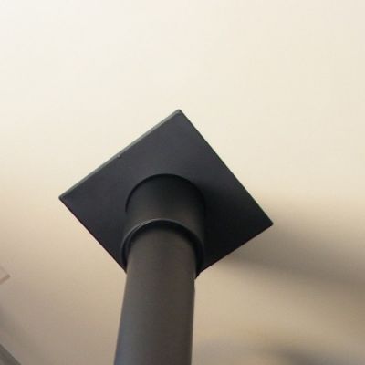 薪ストーブ屋 in 煙突はどっち？