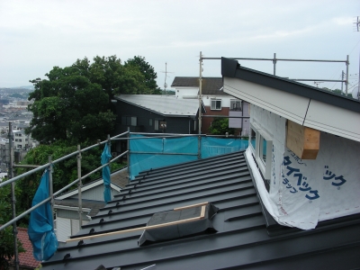 屋根上