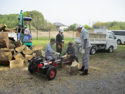 薪割り機